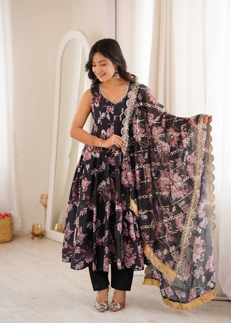 Floral Pure Muslin Salwar Kameez with Floral Print and Organza Dupatta for Festivals