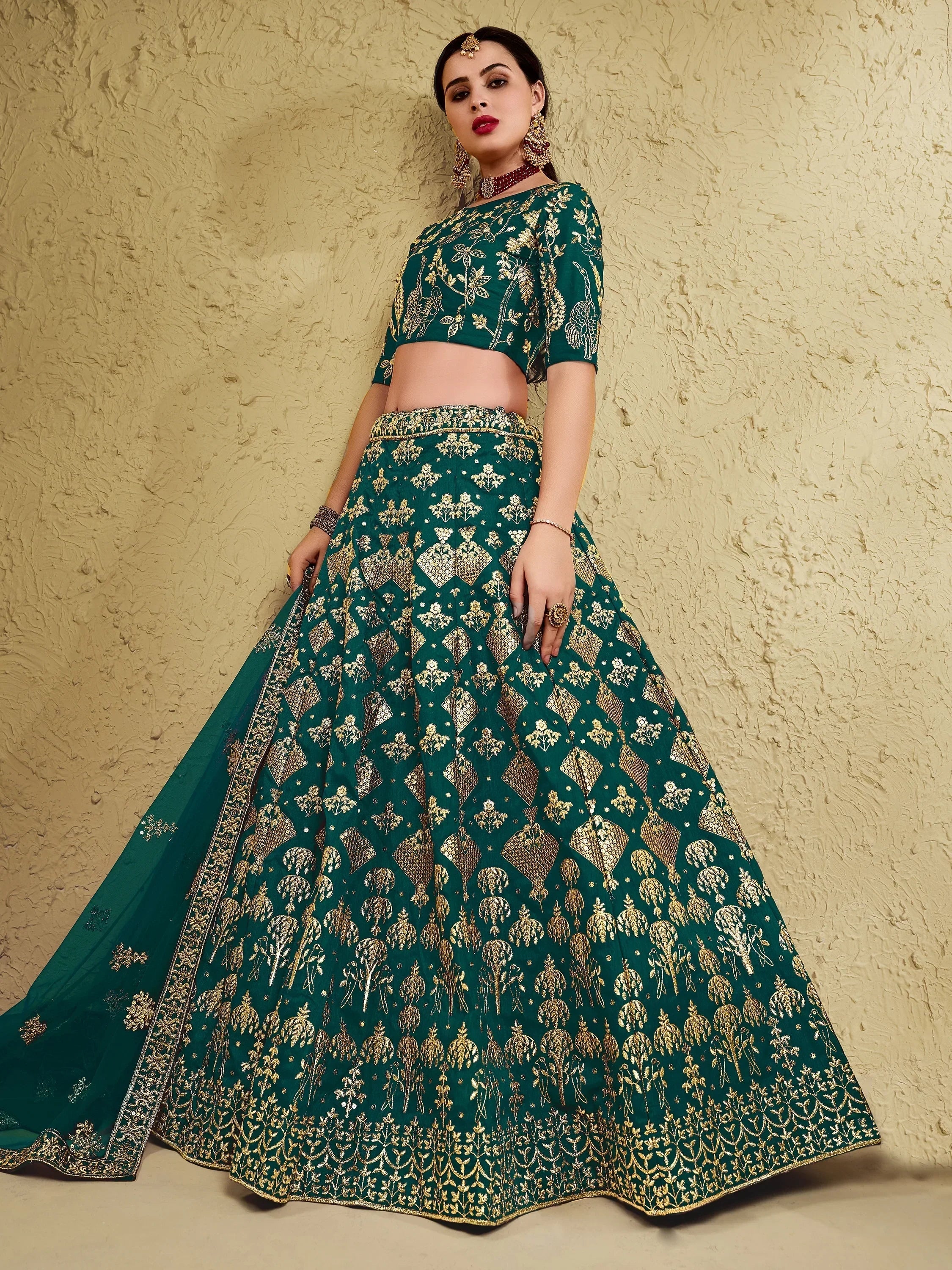 Green Fascinating Embroidered Silk Bridal Lehenga Choli With Dupatta