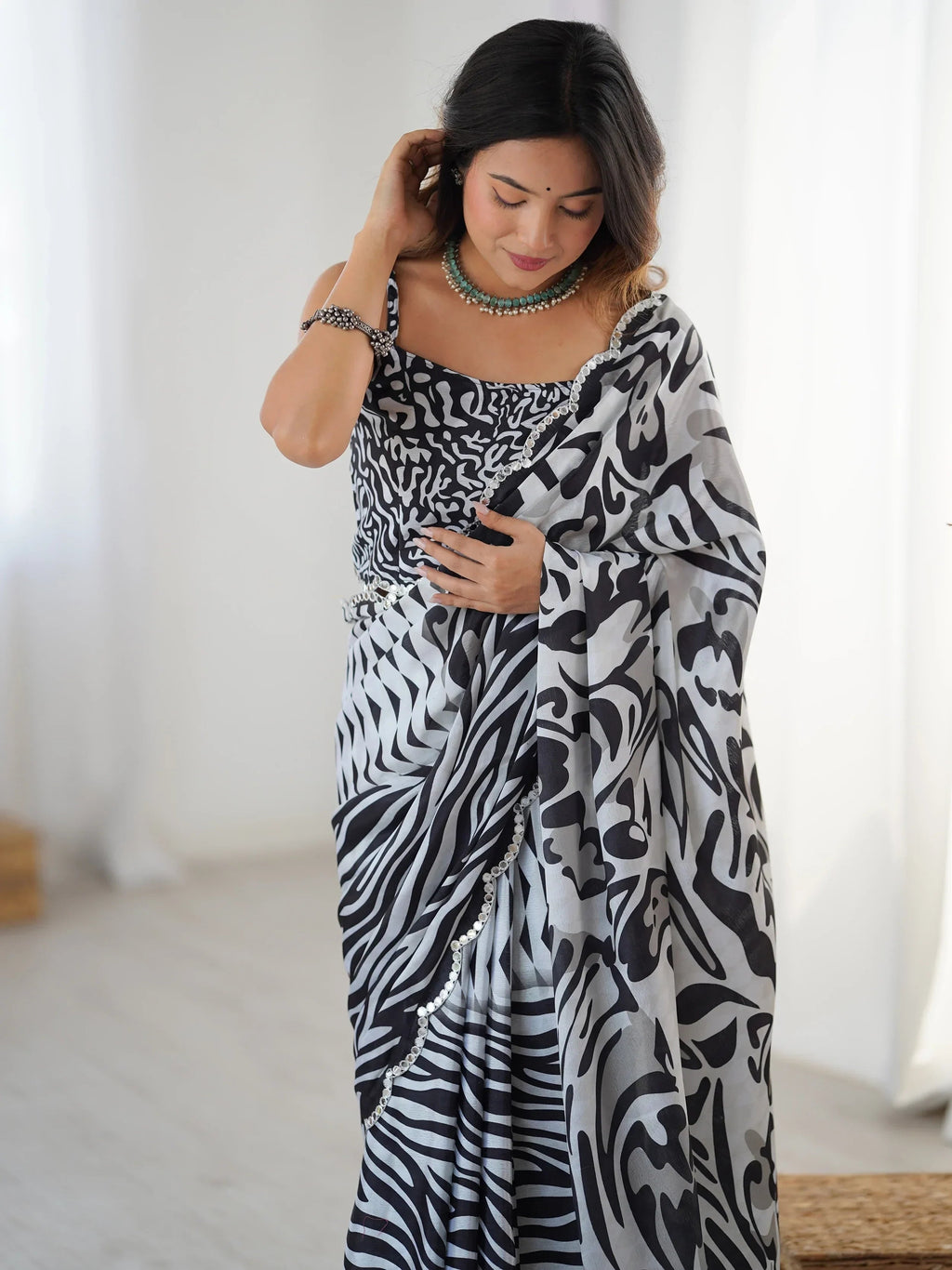 Black Beautiful Chinon Digital Printed Saree With Blouse