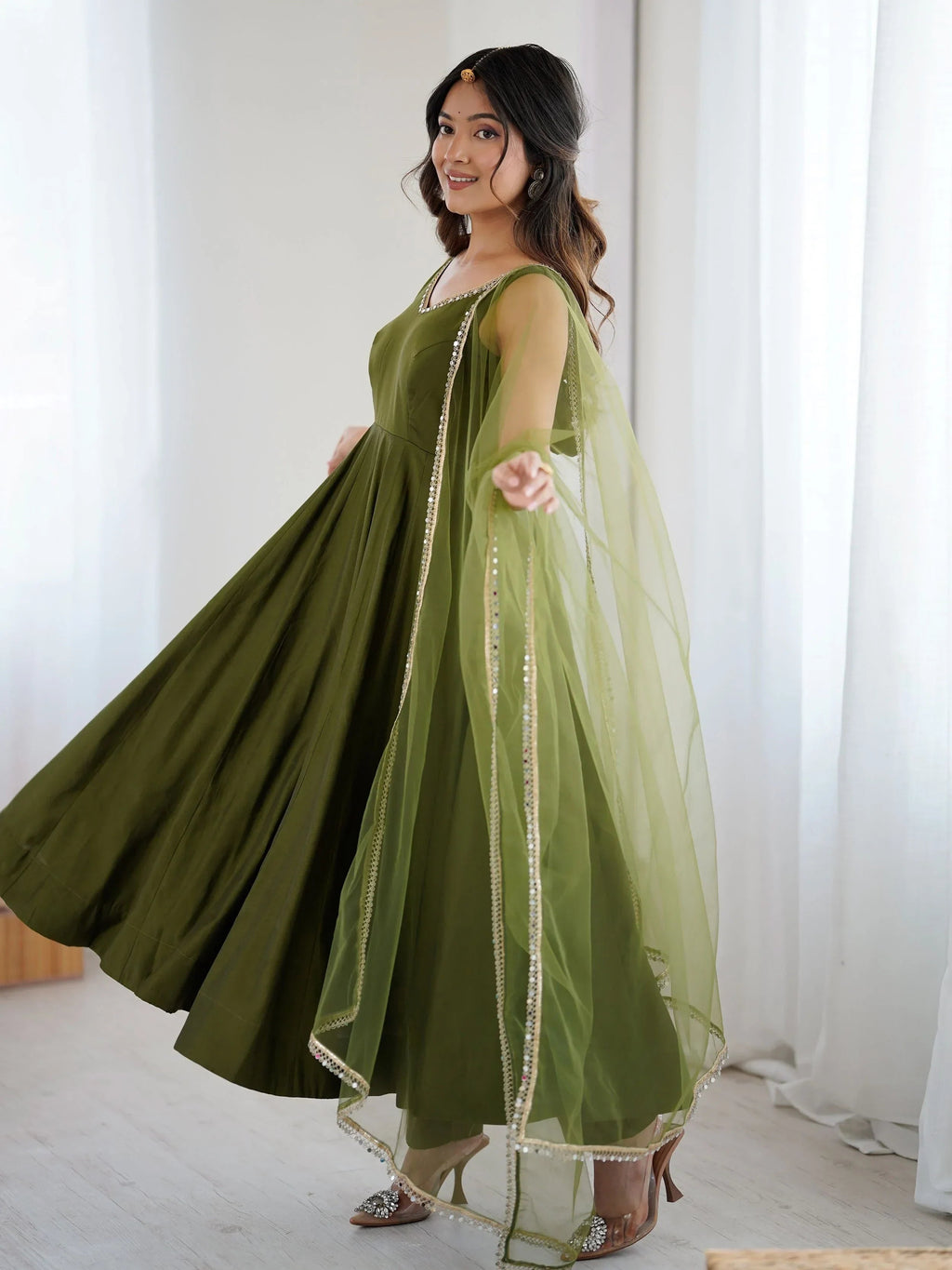 Green Mesmerizing Chanderi Silk Lace Work Anarkali Suit