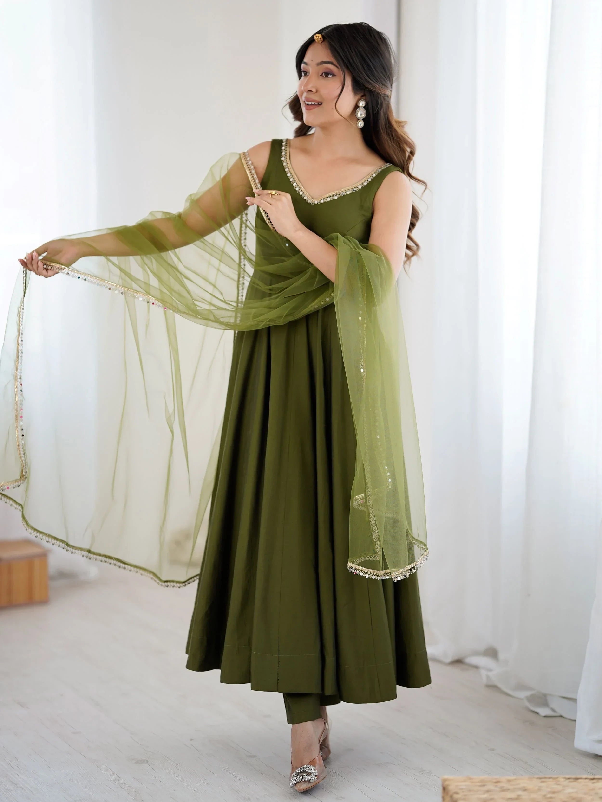 Green Mesmerizing Chanderi Silk Lace Work Anarkali Suit