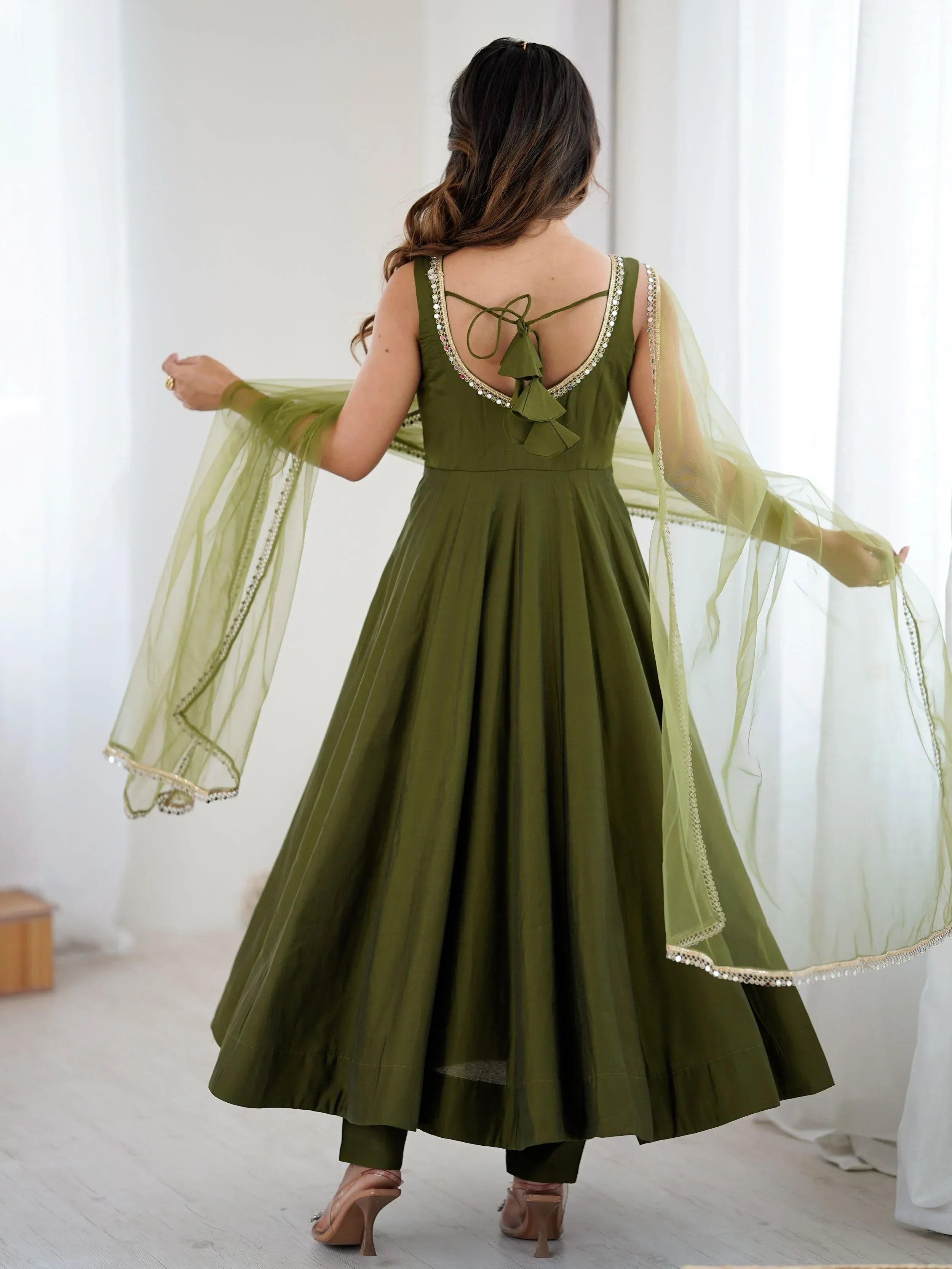 Green Mesmerizing Chanderi Silk Lace Work Anarkali Suit