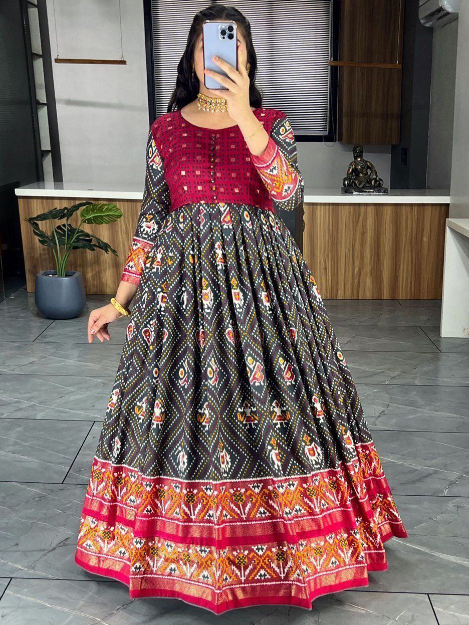 Grey Marvelous & Bandhani Printed Silk Function Wear Gown