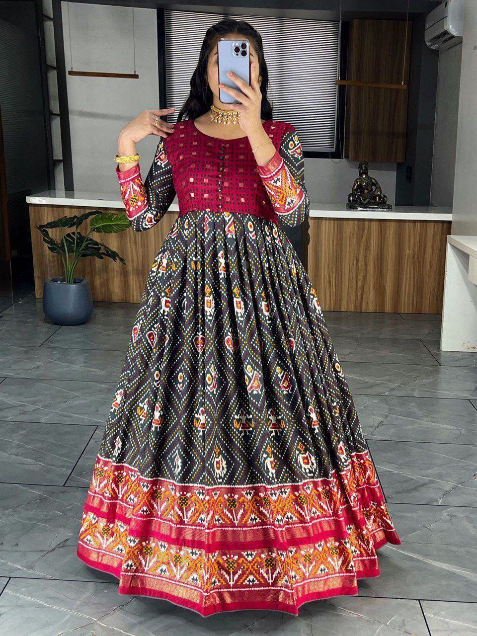 Grey Marvelous & Bandhani Printed Silk Function Wear Gown