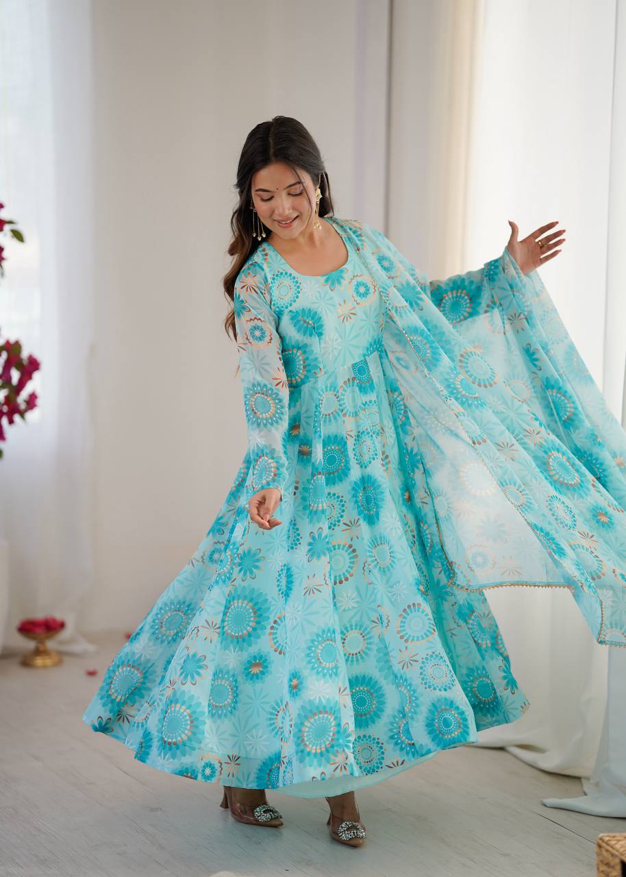 Kalicutt Anarkali Suit with Organza Dupatta