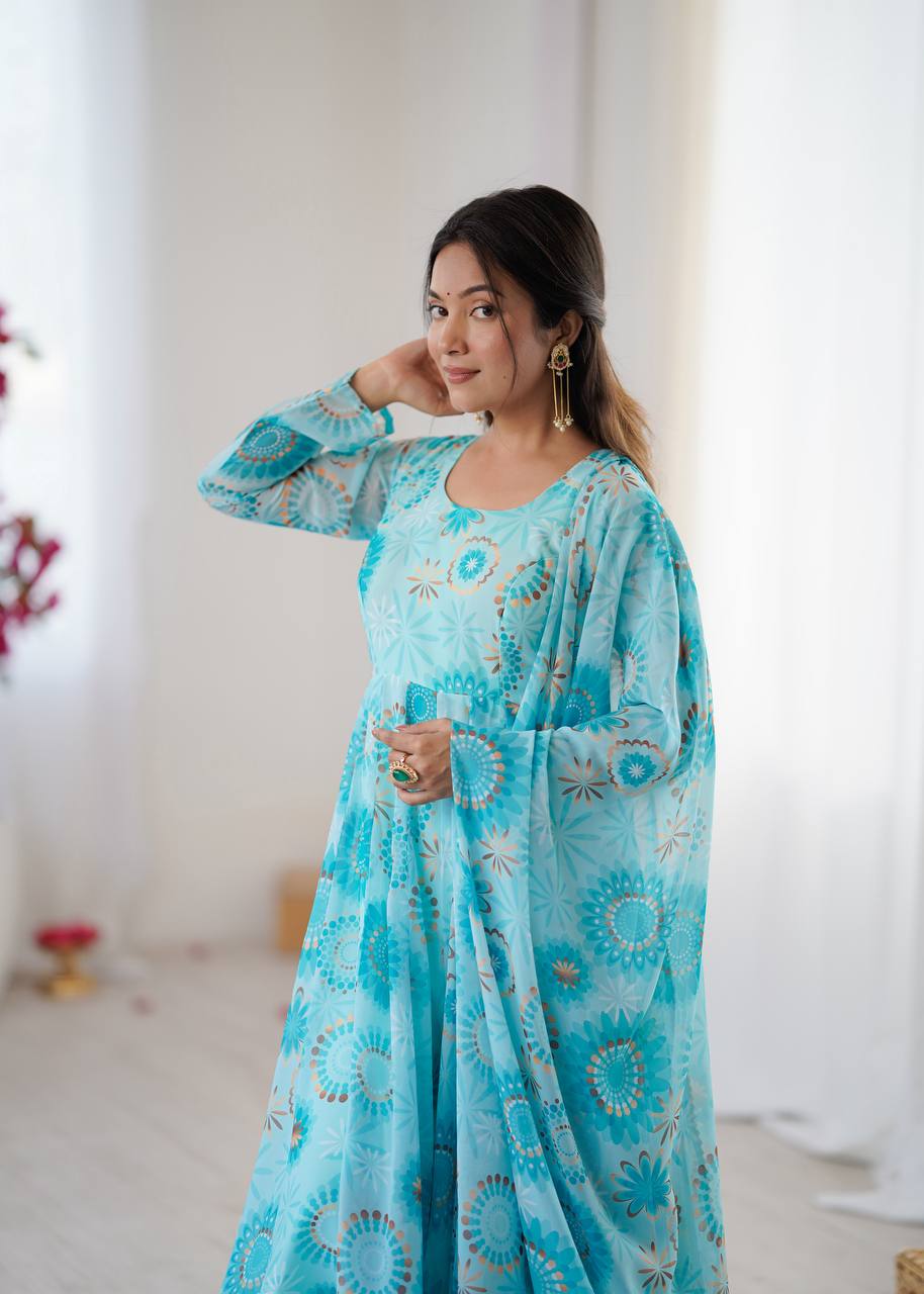 Kalicutt Anarkali Suit with Organza Dupatta