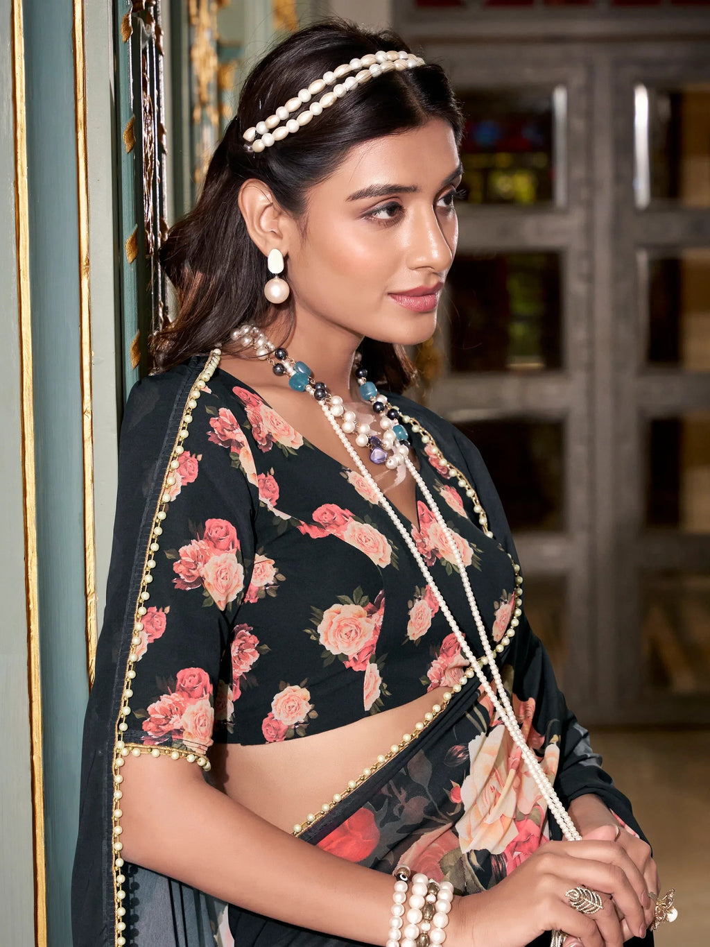 Black Artistic Georgette Floral Printed Saree With Blouse
