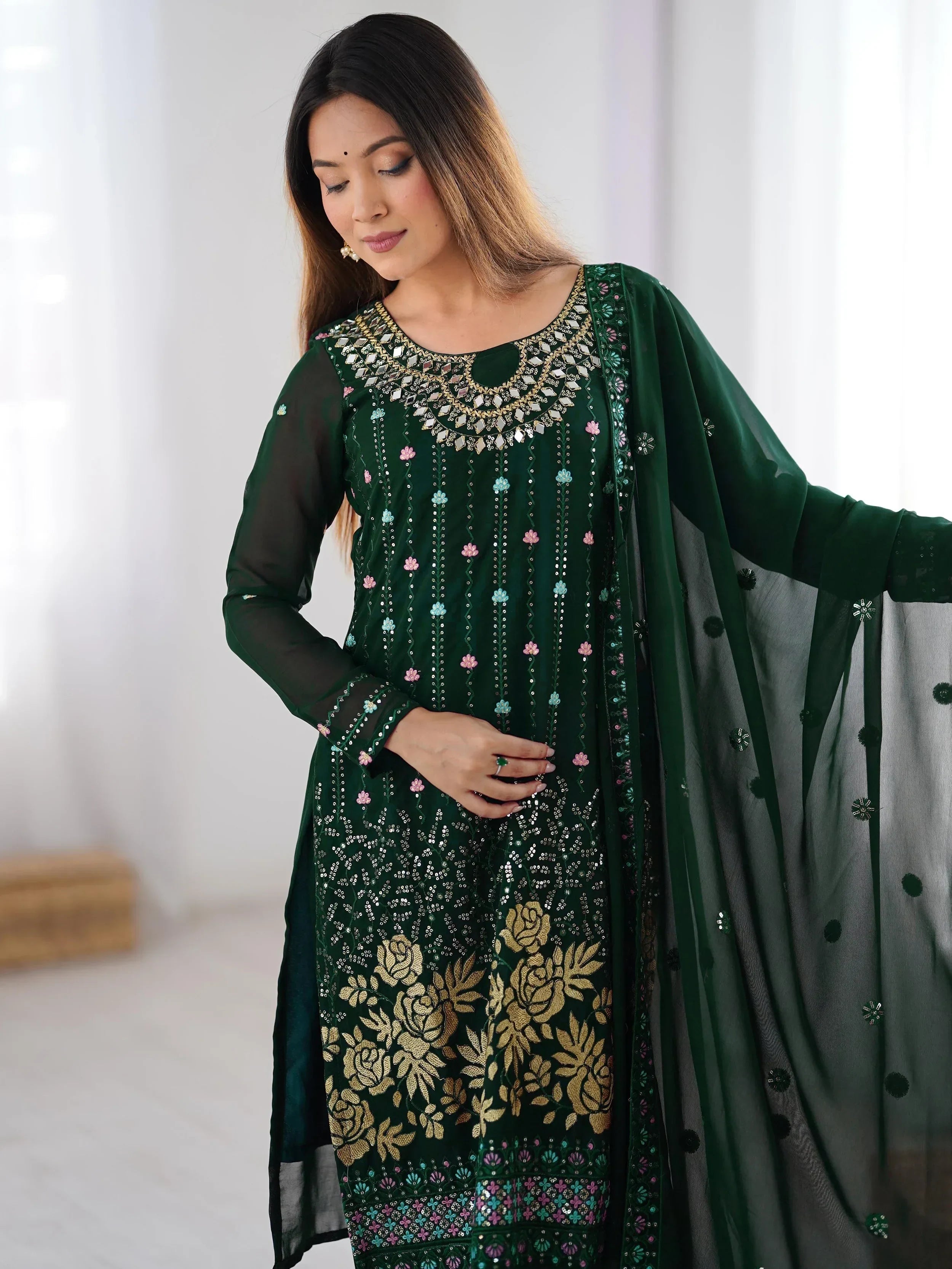 Green Dramatic Georgette Sequins Event Wear Straight Suit