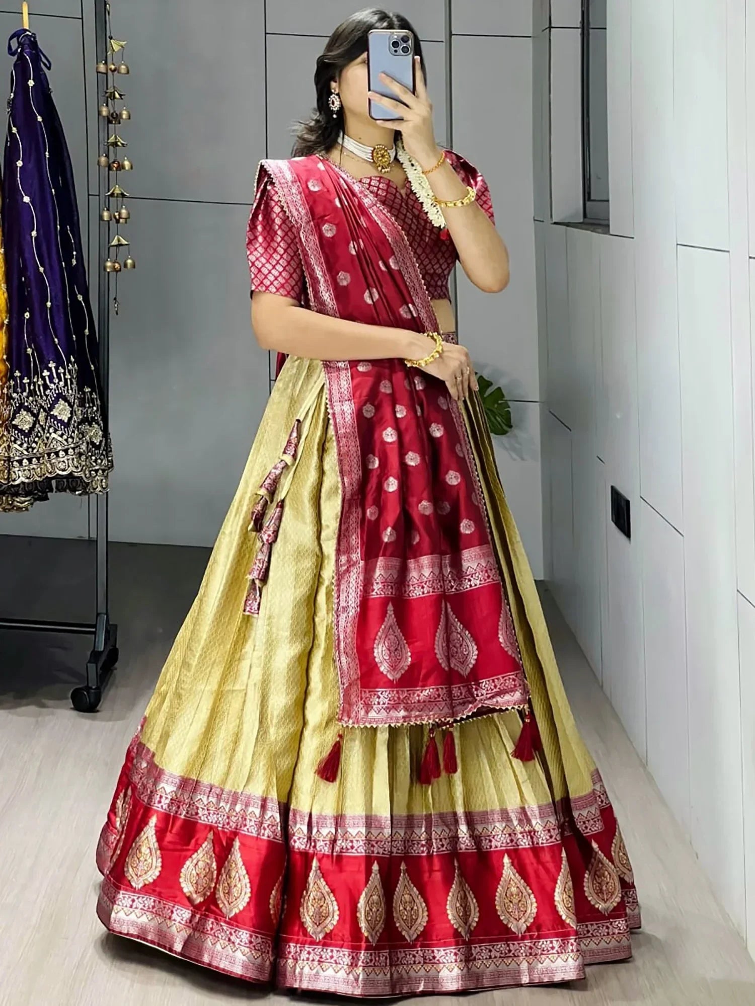Green Great And Zari Weaving Silk Wedding Wear Lehenga Choli