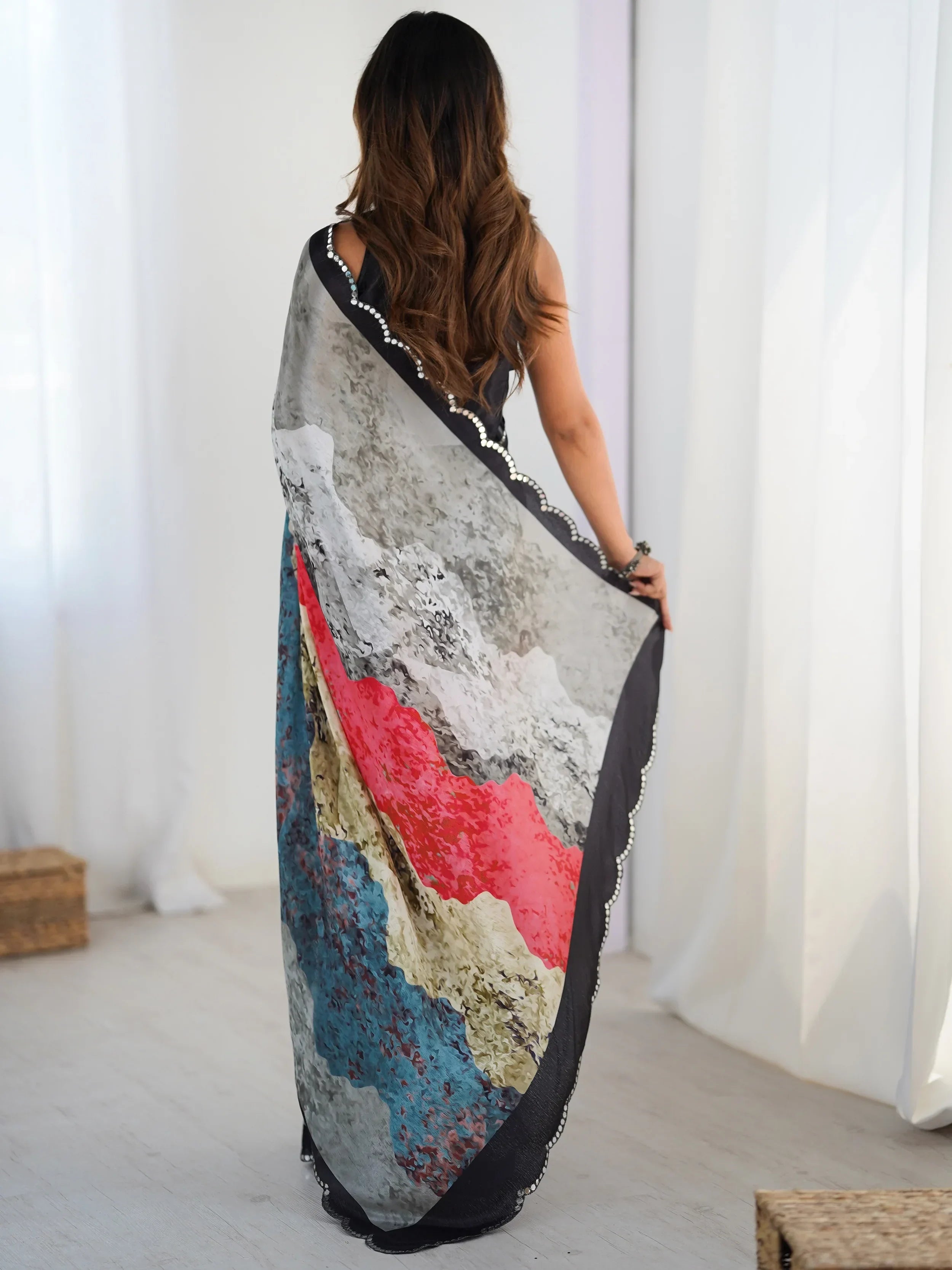 Grey Beautiful Chinon Digital Printed Saree With Blouse