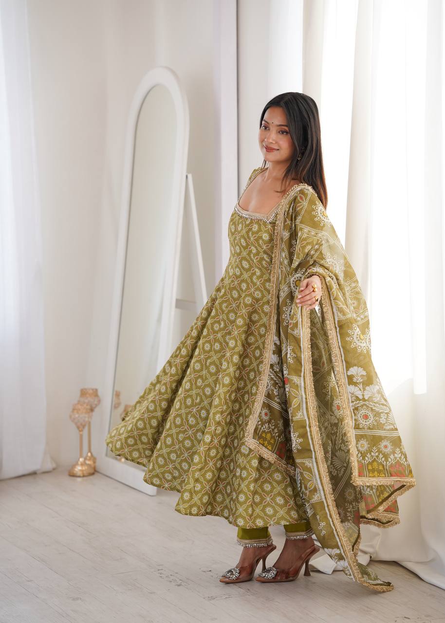 Printed Maslin Gown with Mirror Lace Work and Organza Dupatta