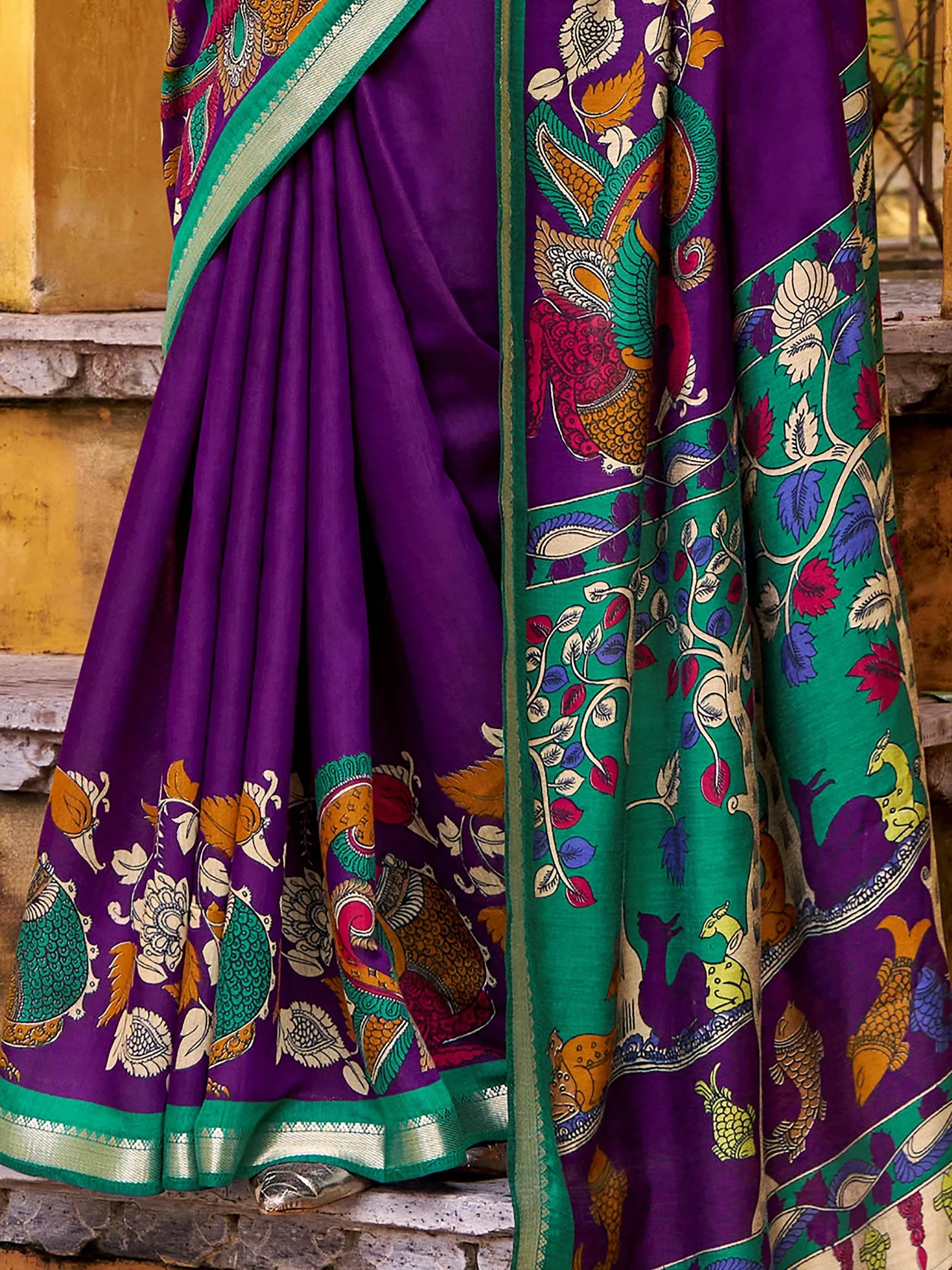 Purple Enchanting Chanderi Weaving Saree With Blouse