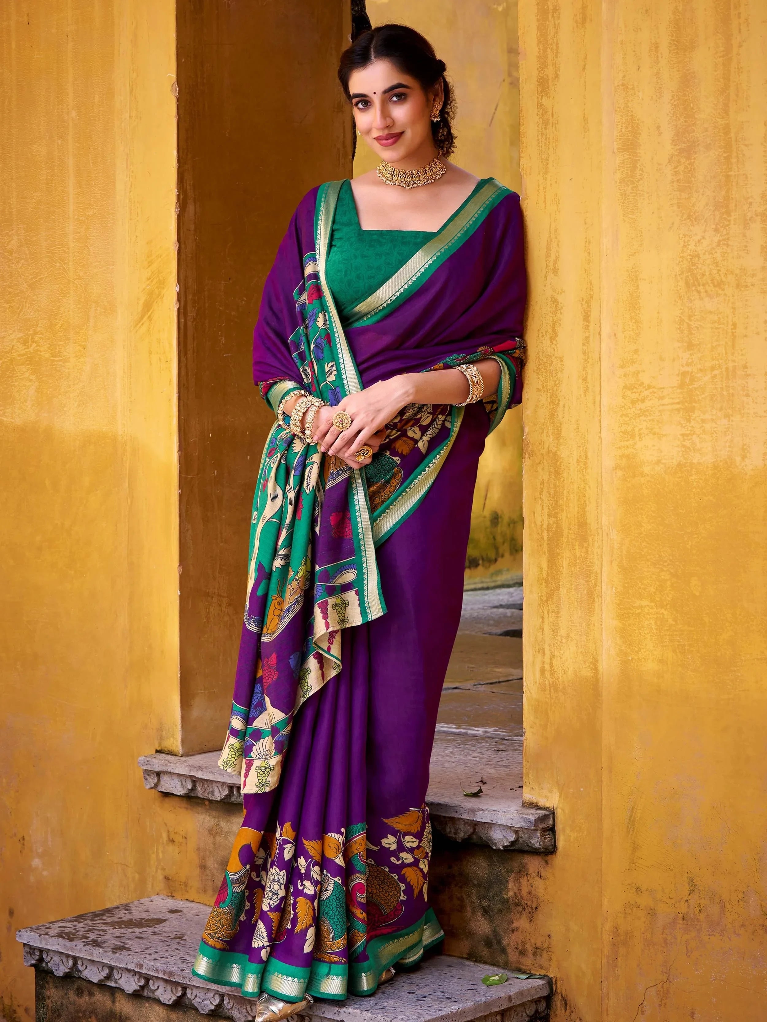 Purple Enchanting Chanderi Weaving Saree With Blouse