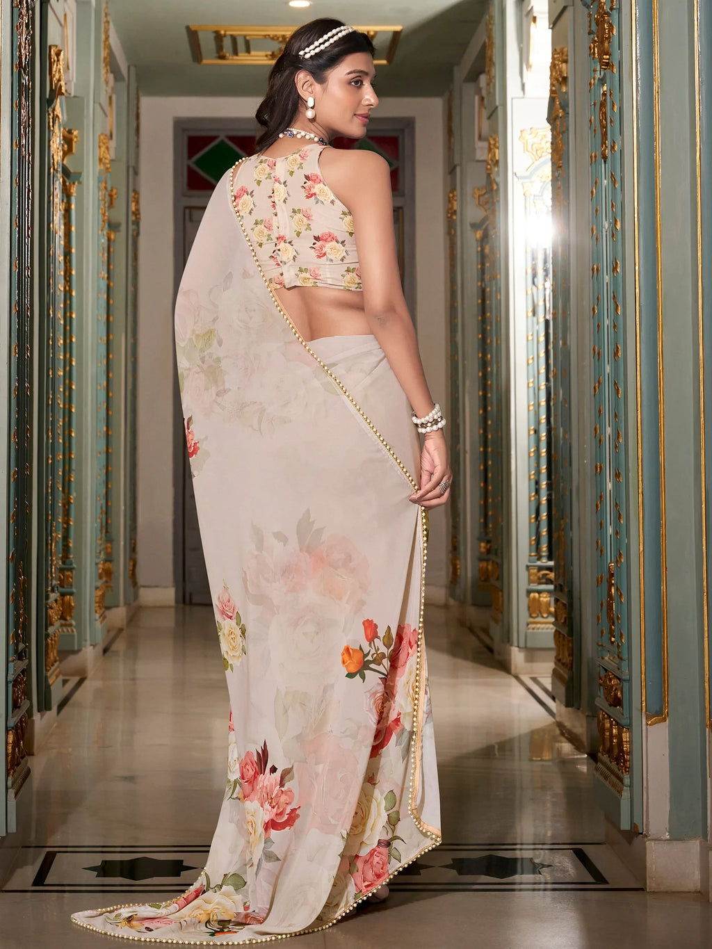 Off White Artistic Georgette Floral Printed Saree With Blouse