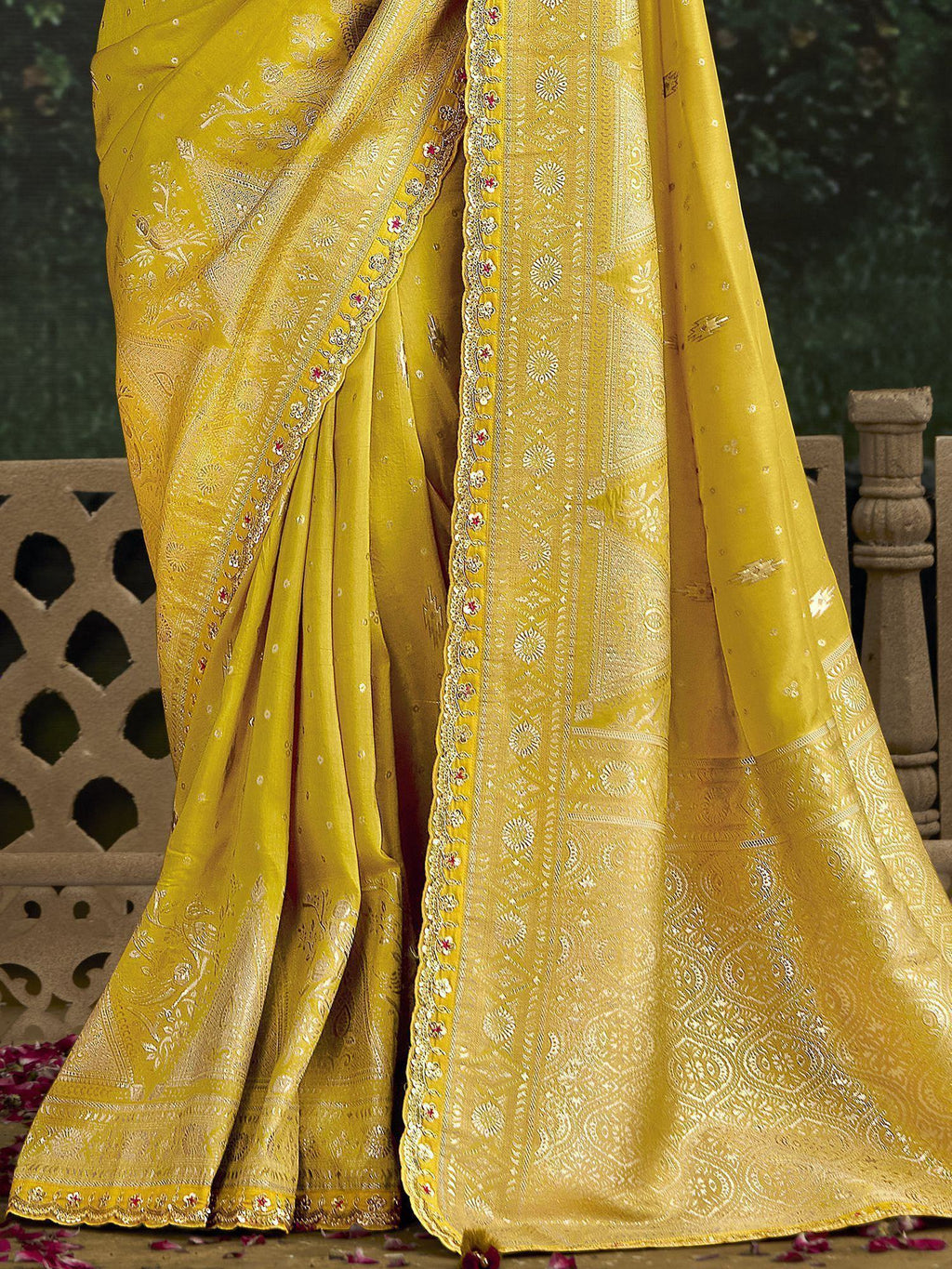 Enchanting Yellow Zari Weaving Silk Haldi Wear Saree With Blouse