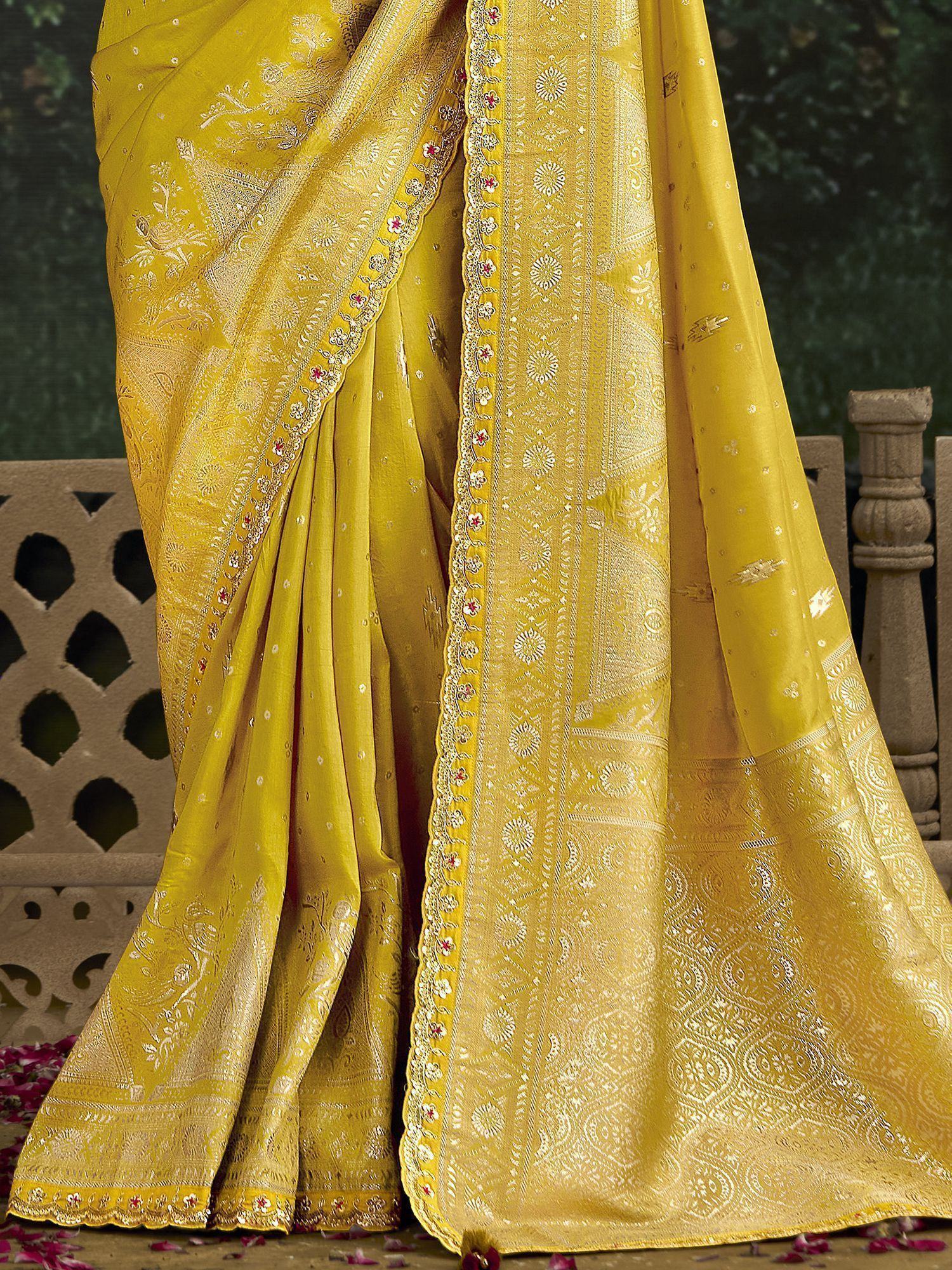 Enchanting Yellow Zari Weaving Silk Haldi Wear Saree With Blouse