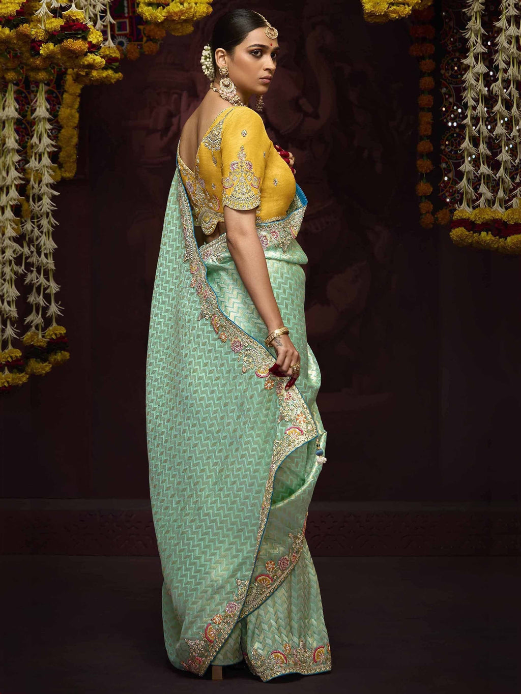 Stunning Light Green Zari Weaving Kanjivaram Silk Saree With Blouse
