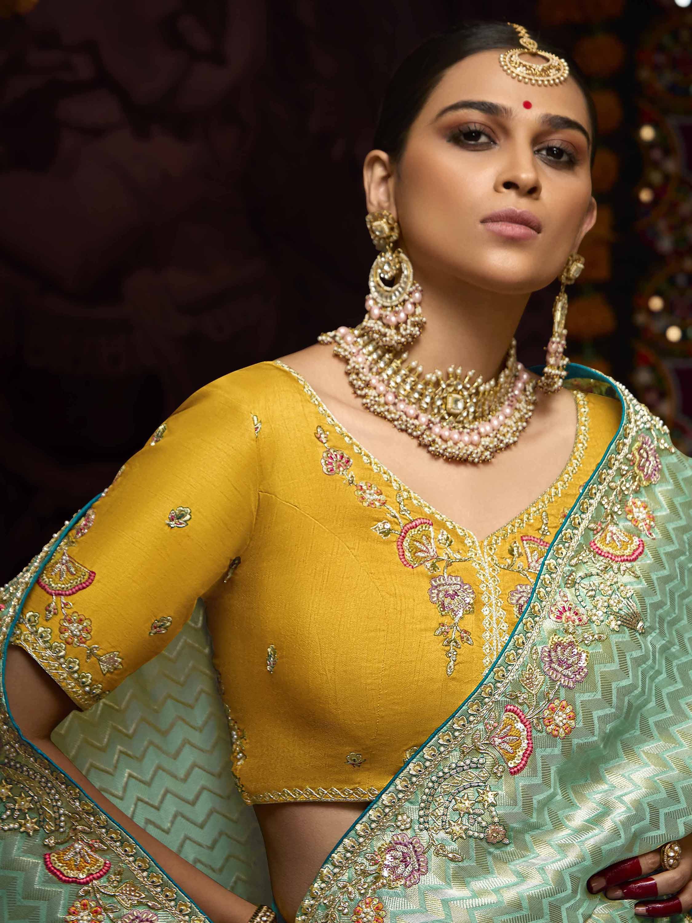 Stunning Light Green Zari Weaving Kanjivaram Silk Saree With Blouse
