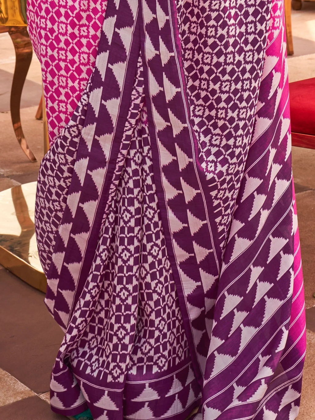 Stunning Pink Digital Printed Silk Traditional Saree With Blouse