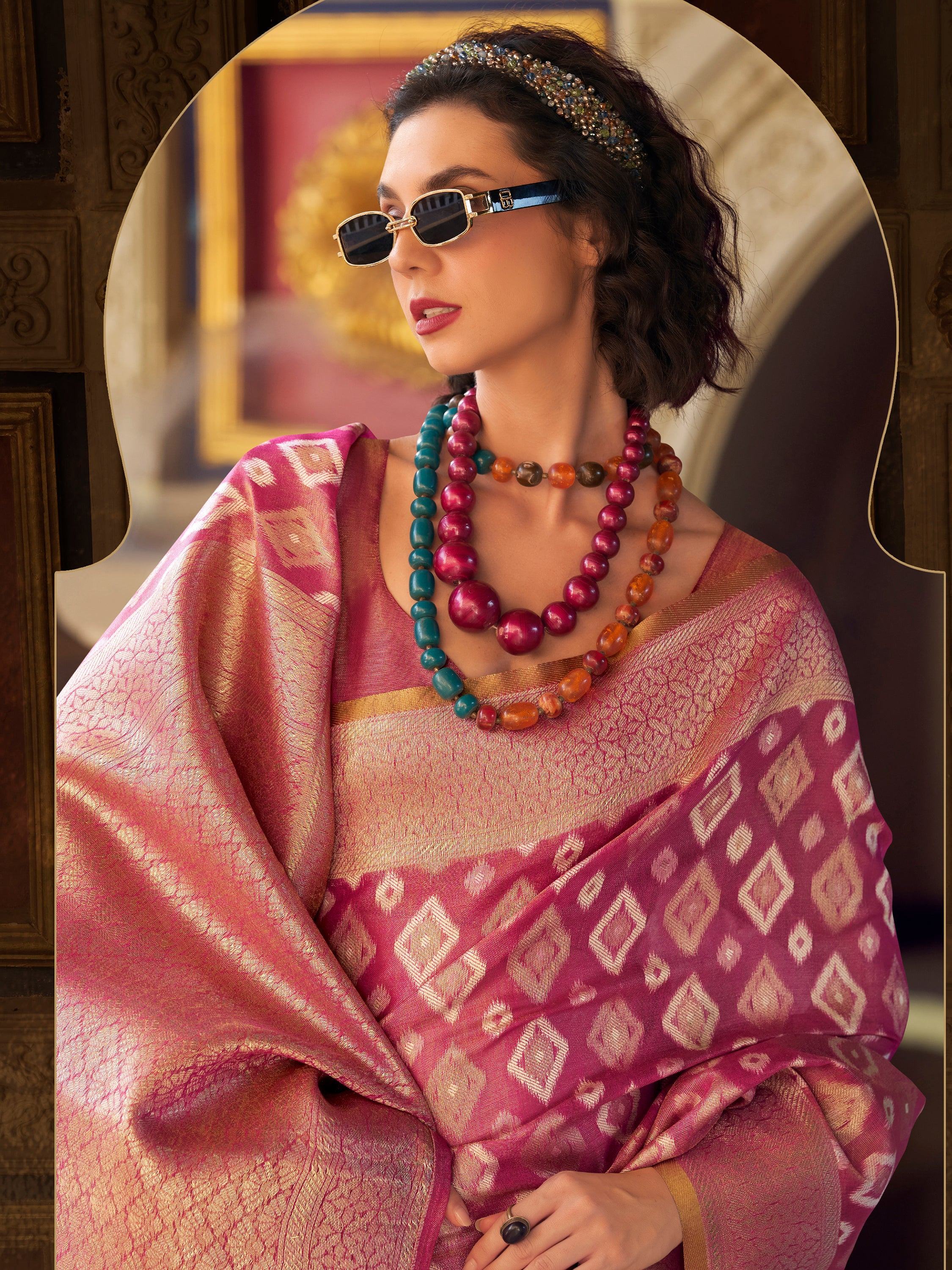 Magnetic Dusty Pink Zari Weaving Silk Traditional Saree With Blouse
