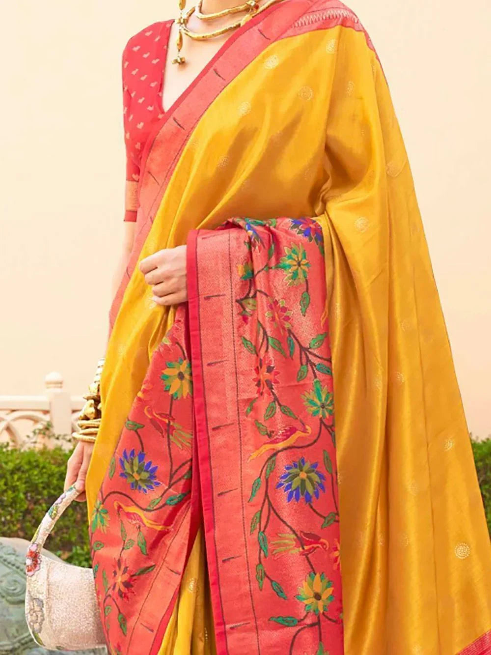 Amazing Yellow Digital Print Silk Haldi Wear Saree With Blouse